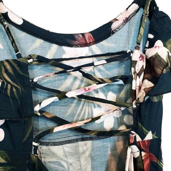 Chaser Floral Ruffle Front Tie Back Maxi Dress, Size Medium New with Tag - Picture 6 of 15